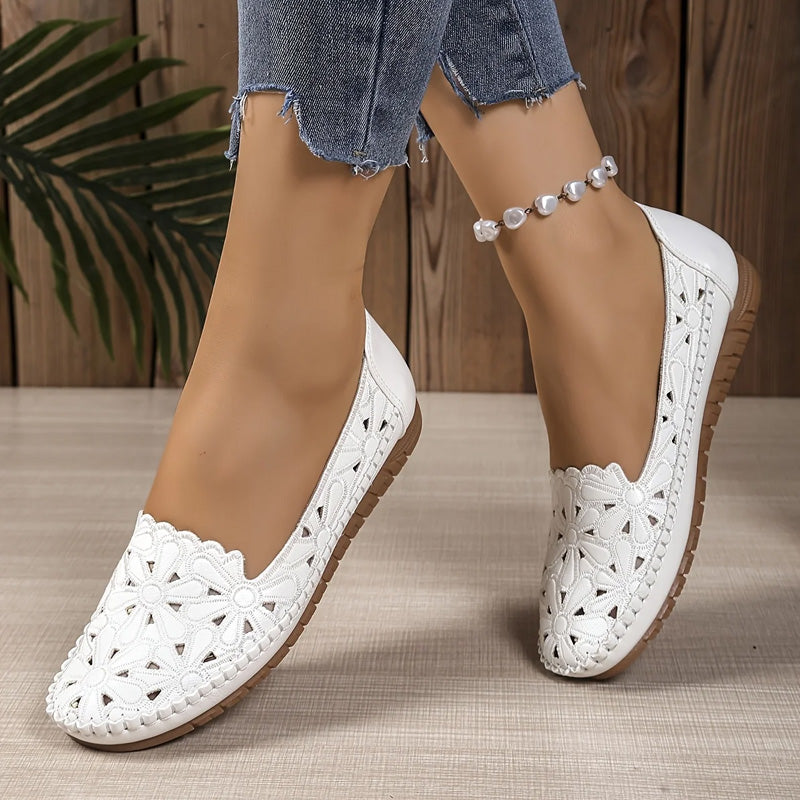 Zapatos ortopédicos cómodos, ligeros y elegantes, con diseño abierto.