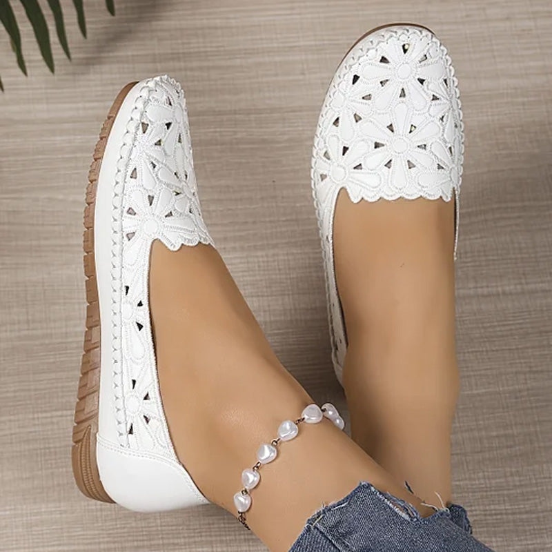 Zapatos ortopédicos cómodos, ligeros y elegantes, con diseño abierto.